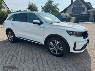 Kia Sorento SPIRIT/193HP/PANO/CAM/NAVI/CPLAY/KLESS/LED/505q, снимка 3 - Автомобили и джипове - 55349414