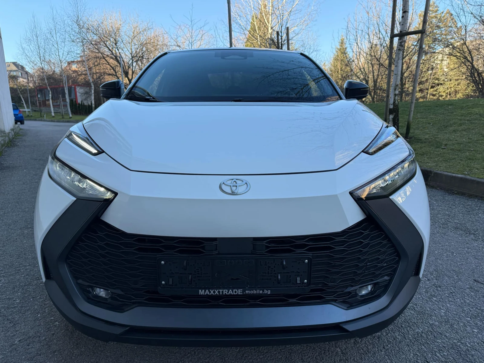 Toyota C-HR HYBRID / НОВ / 10г ГАРАНЦИЯ - изображение 2