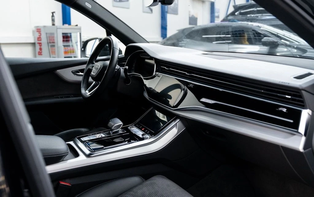 Audi Q7 3.0TDI Quattro S-Line - изображение 8