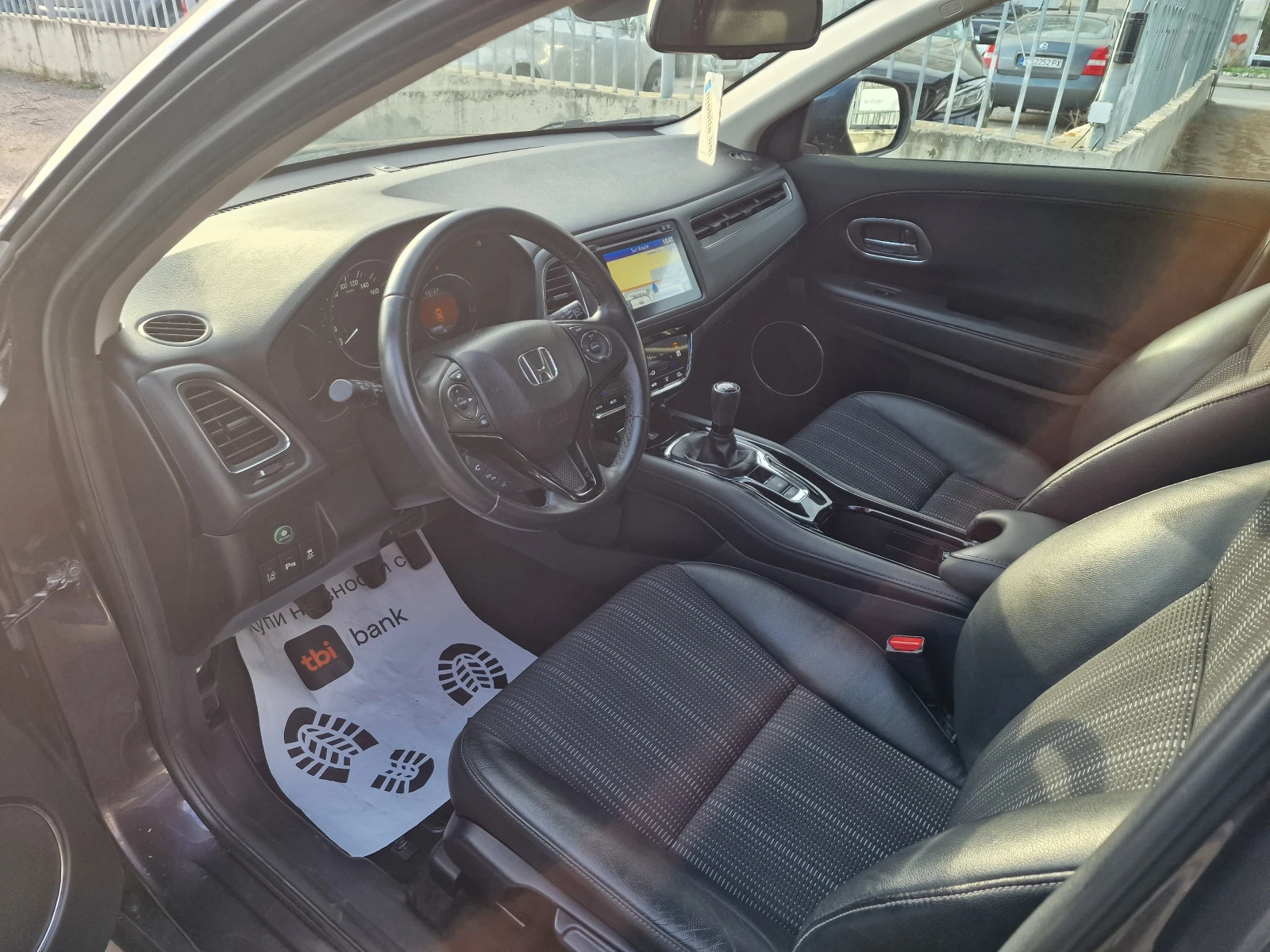 Honda Hr-v 1.6I-DTEC-EXECUTIVE-NAVI-CAMERA-FULL - изображение 5