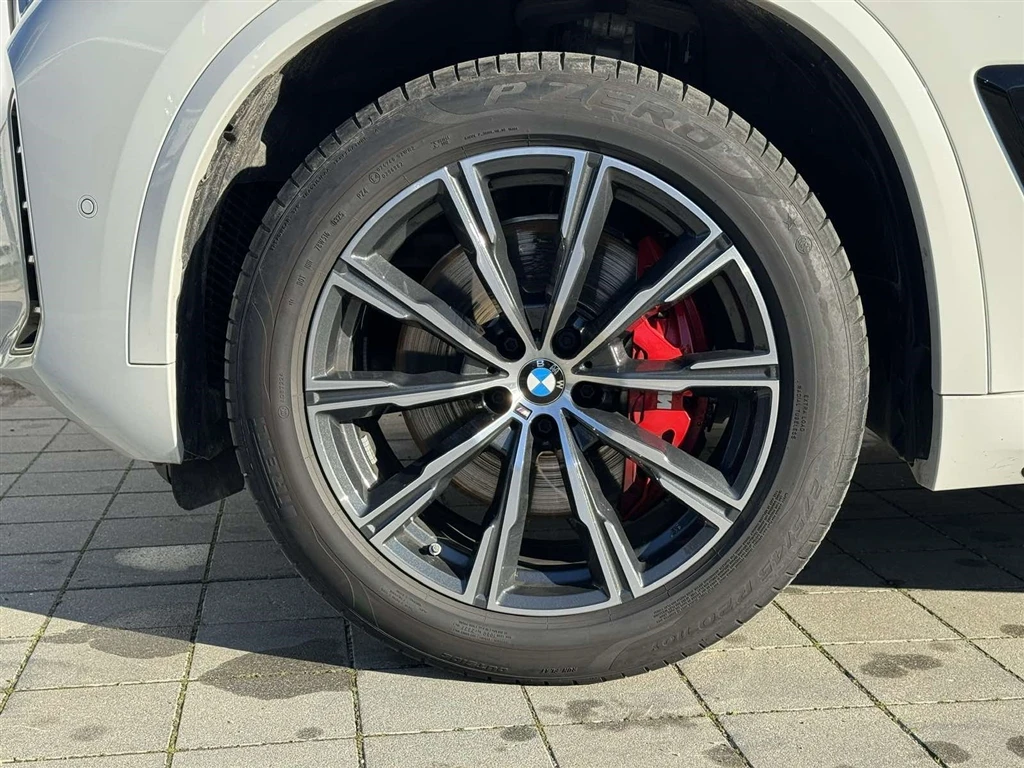 BMW X5 xDrive40i - изображение 5