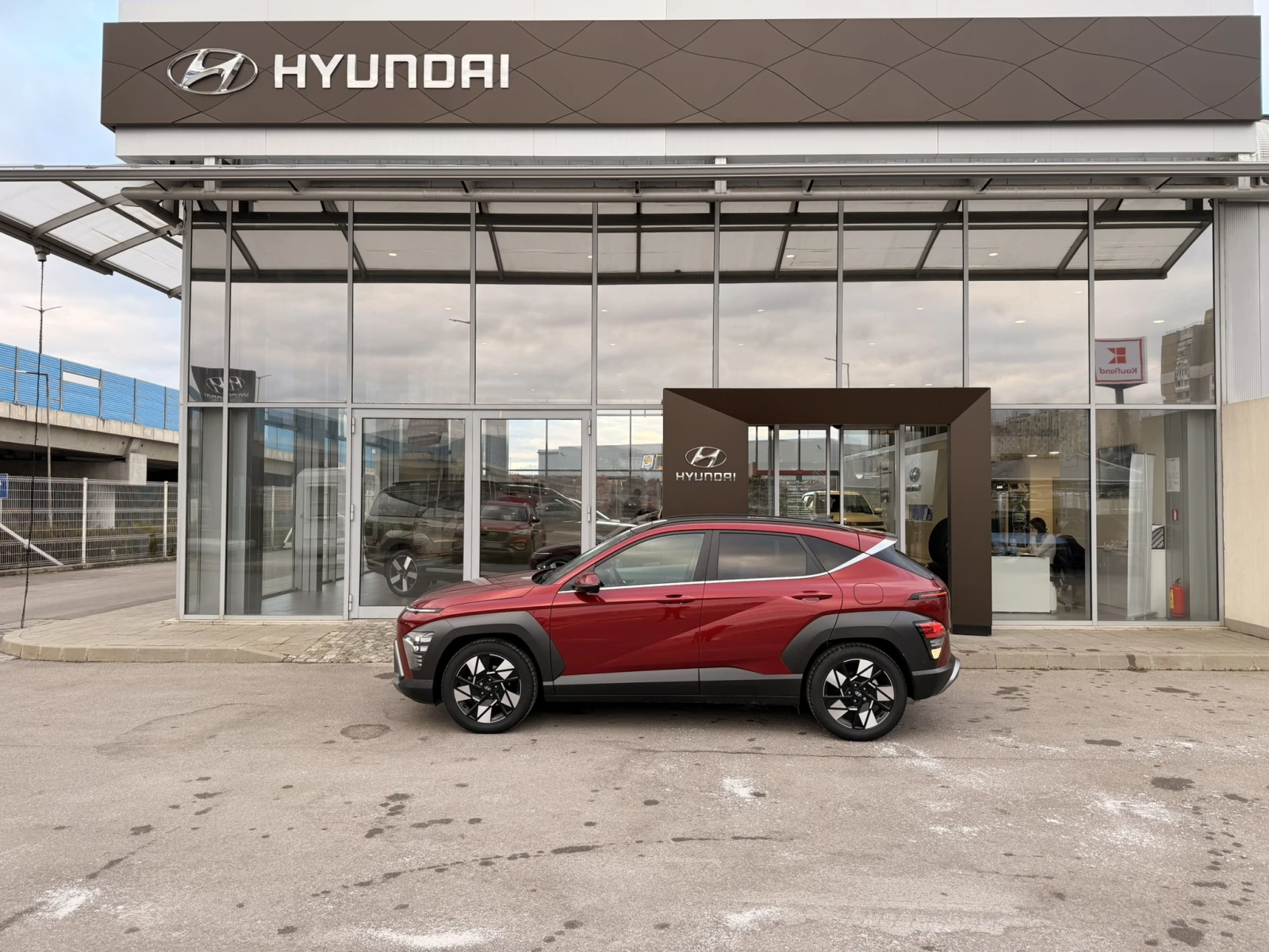 Hyundai Kona Premium - изображение 2
