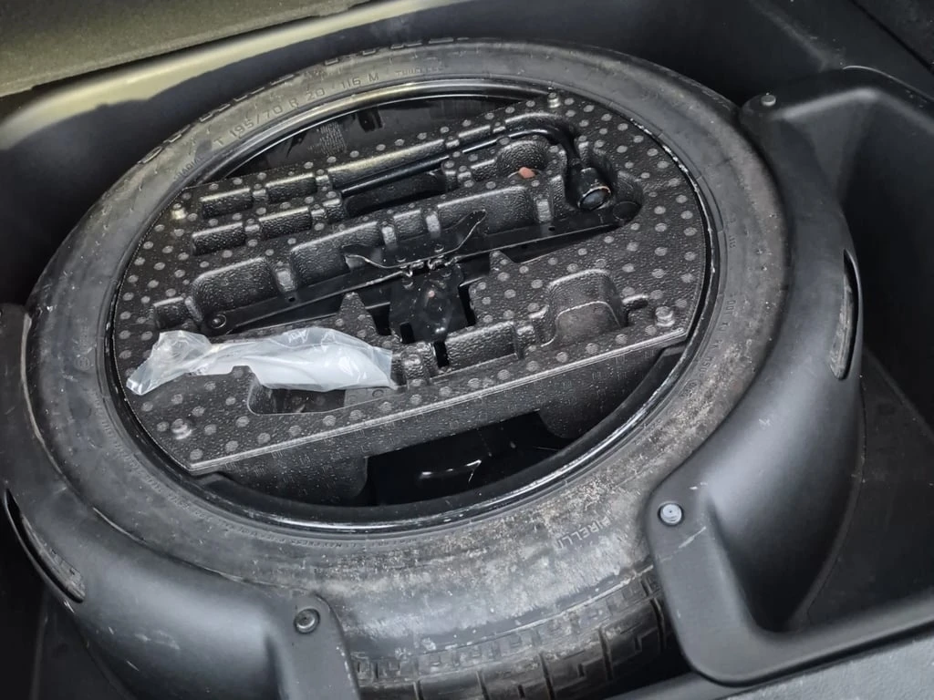 Jeep Grand cherokee SRT  CARFAX | Mobile.bg � ����������� 15