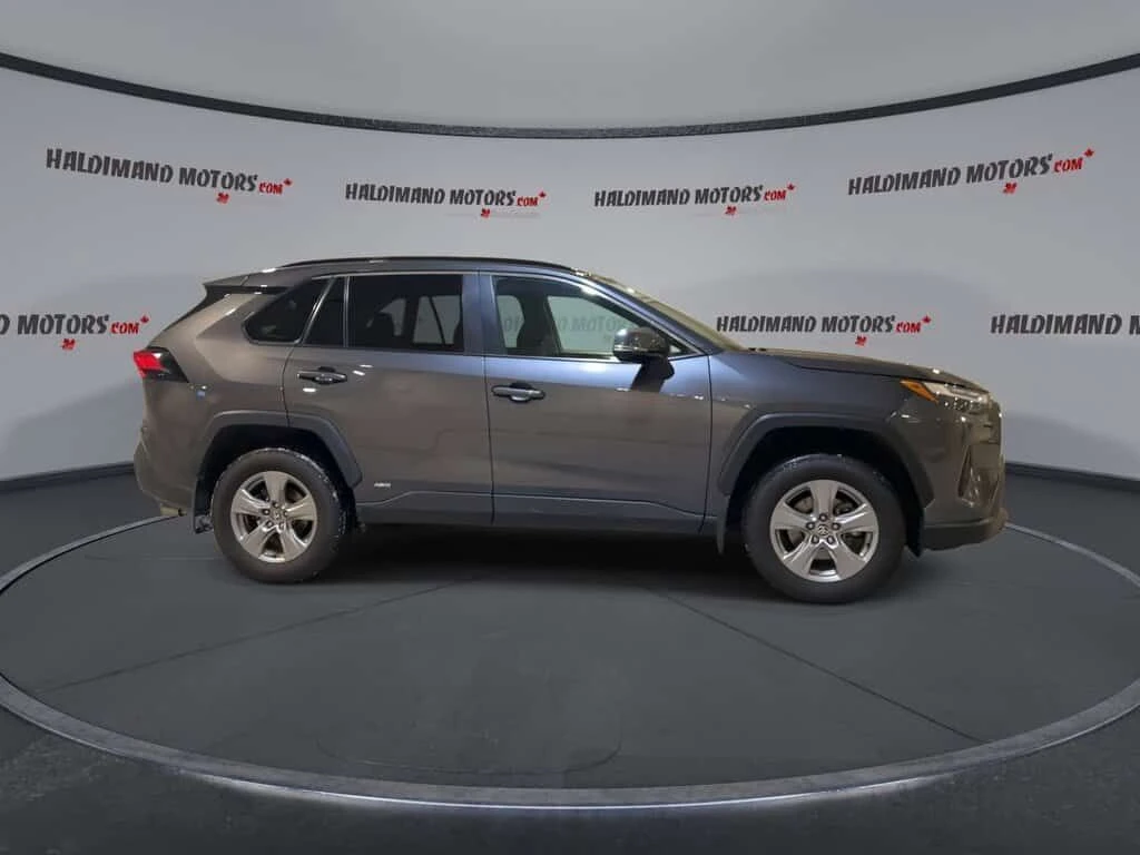 Toyota Rav4 Hybrid XLE * ПОДГРЕВ / ОБДУХВАНЕ * ПРЕДСТАВИТЕЛСТВ - изображение 9