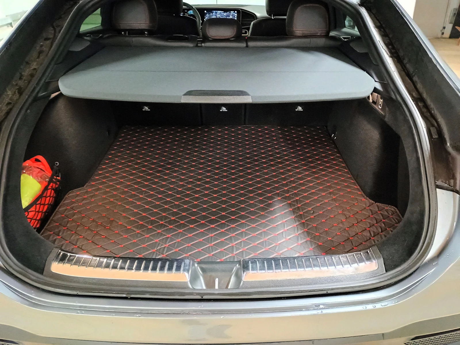 Mercedes-Benz GLE 63 S AMG Coupe сервизна история в Мерцедес, снимка 15 - Автомобили и джипове - 54113660