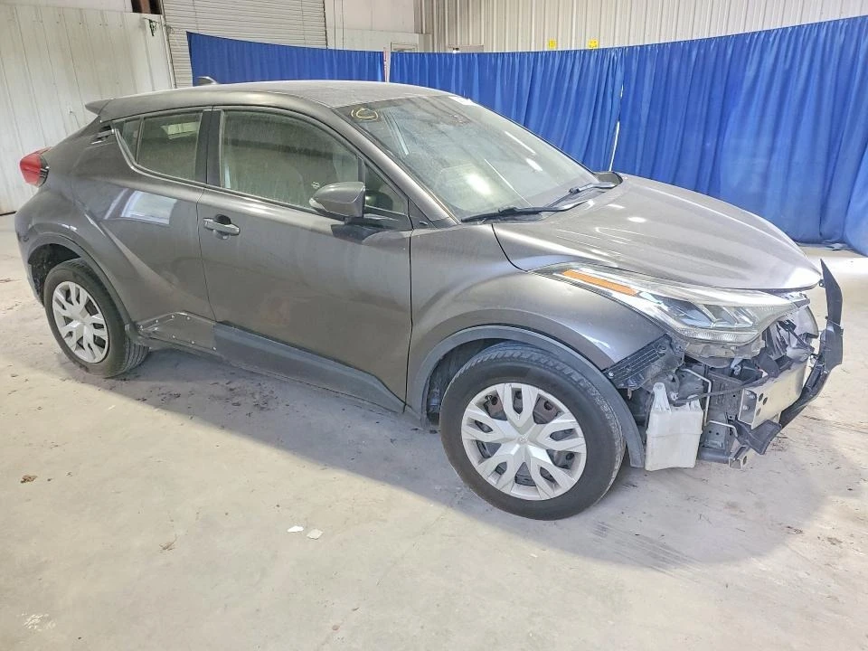 Toyota C-HR, снимка 4 - Автомобили и джипове - 54781896