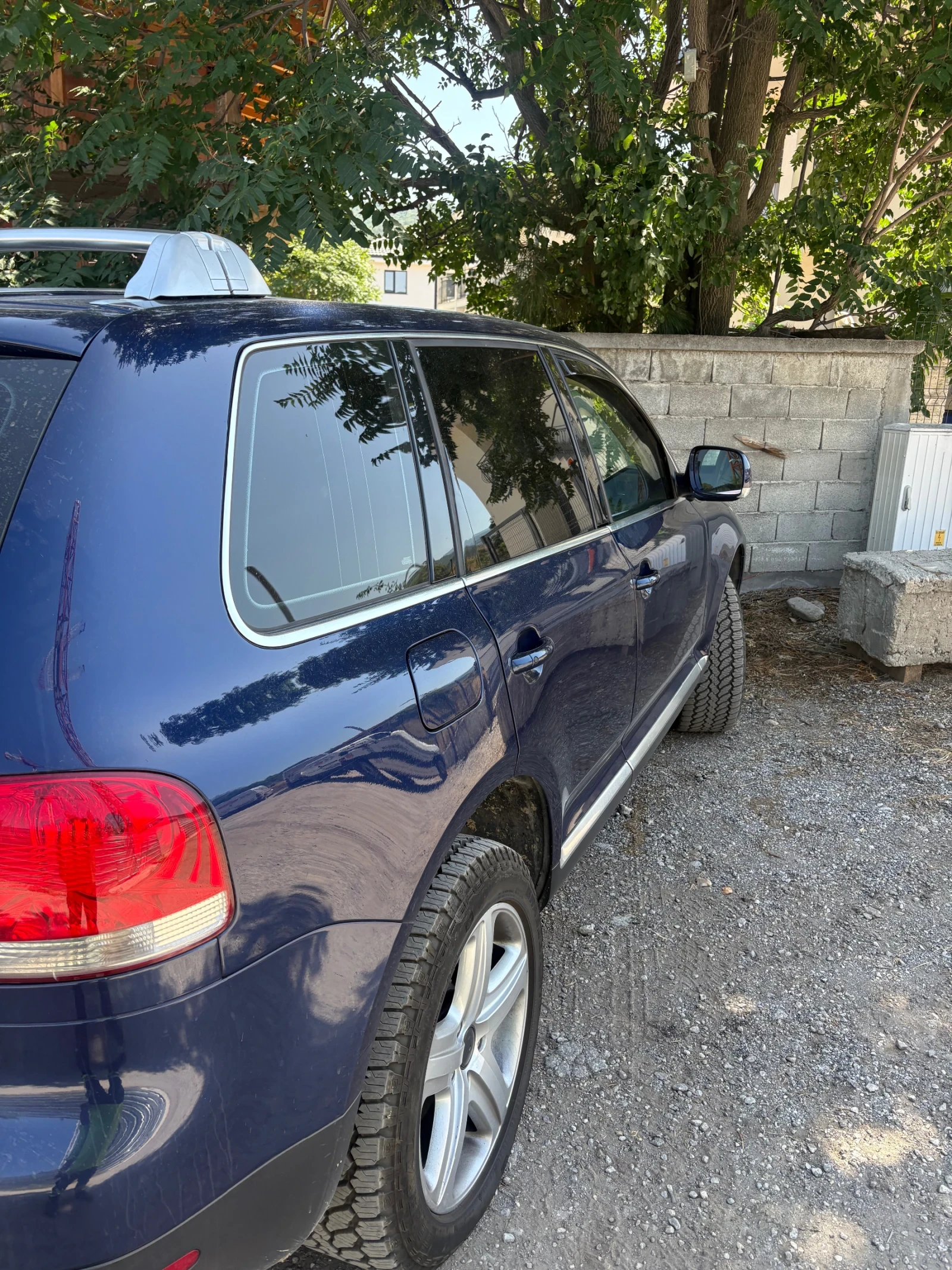 VW Touareg, снимка 3 - Автомобили и джипове - 55641779