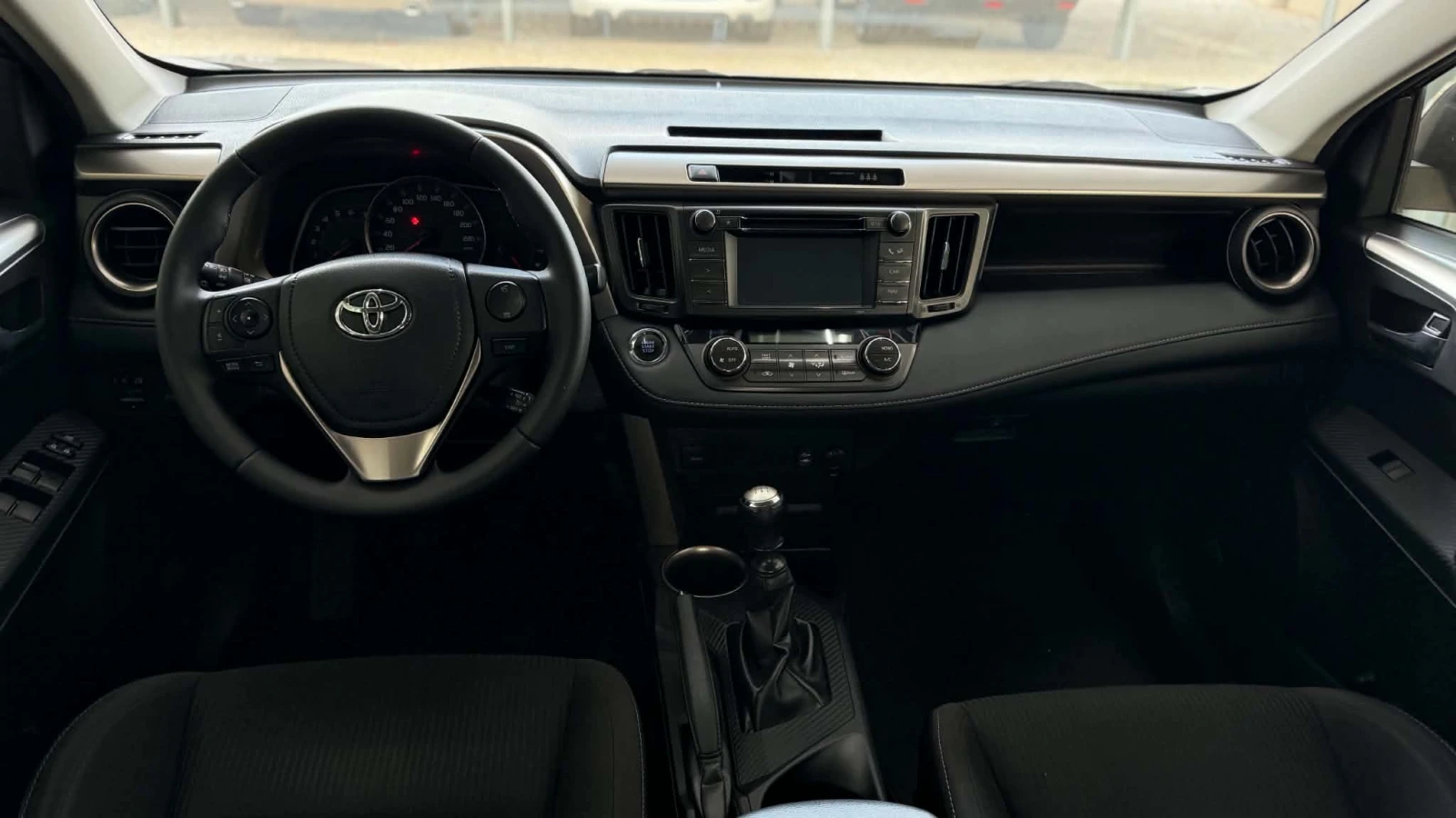 Toyota Rav4 2.0 D4D, снимка 13 - Автомобили и джипове - 55673053