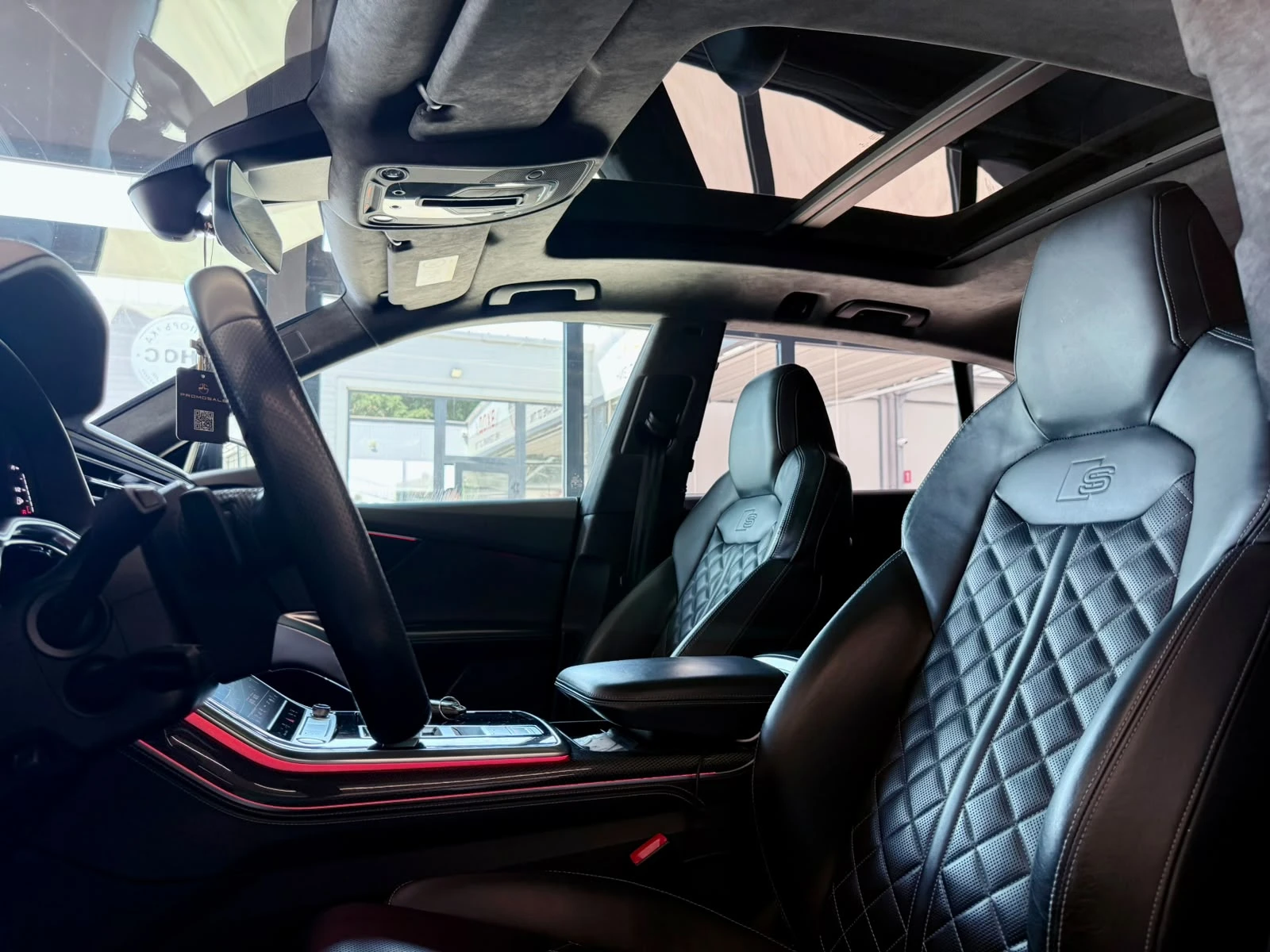 Audi SQ8 Maxton Design* B&O* Full* Pano* HuD* ЛИЗИНГ , снимка 8 - Автомобили и джипове - 55738335