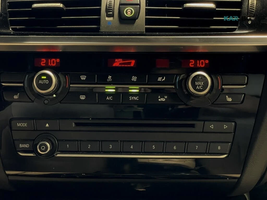 BMW X4 M40i * HUD * M PACK * АвтоКредит * (ЦЕНА ДО БГ), снимка 14 - Автомобили и джипове - 55838298