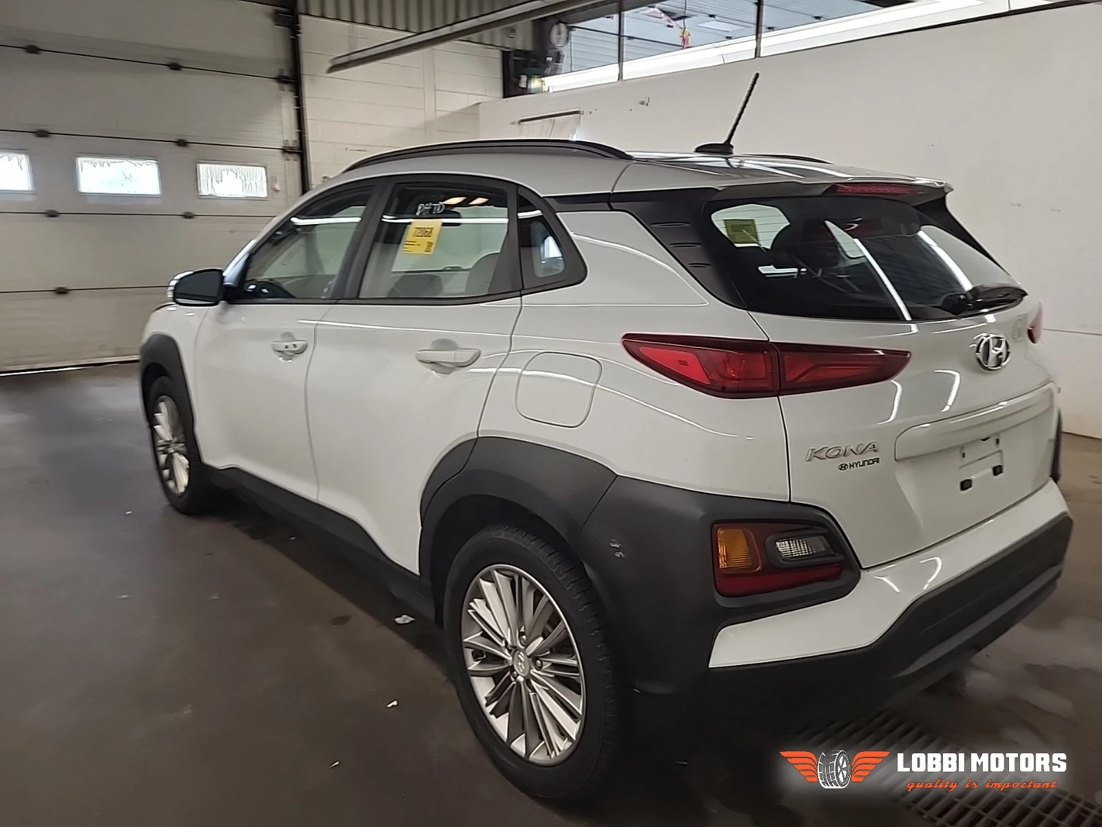 Hyundai Kona, снимка 4 - Автомобили и джипове - 56297446