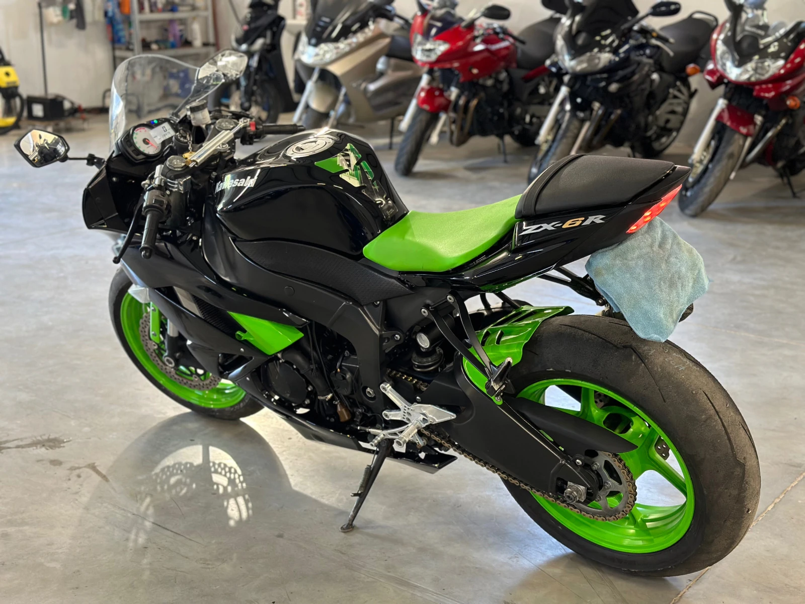 Kawasaki Zxr ZX6R - изображение 6