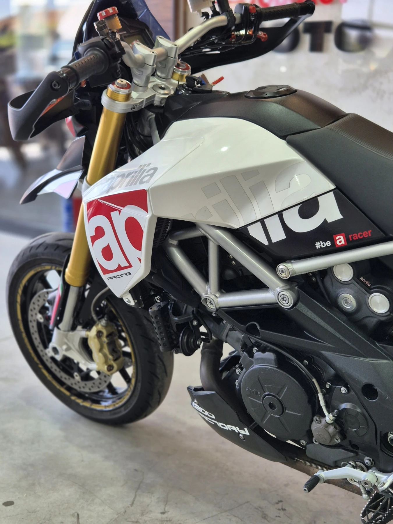 Aprilia Dorsoduro 1200 ABS! TC! Нов внос, снимка 12 - Мотоциклети и мототехника - 55445494