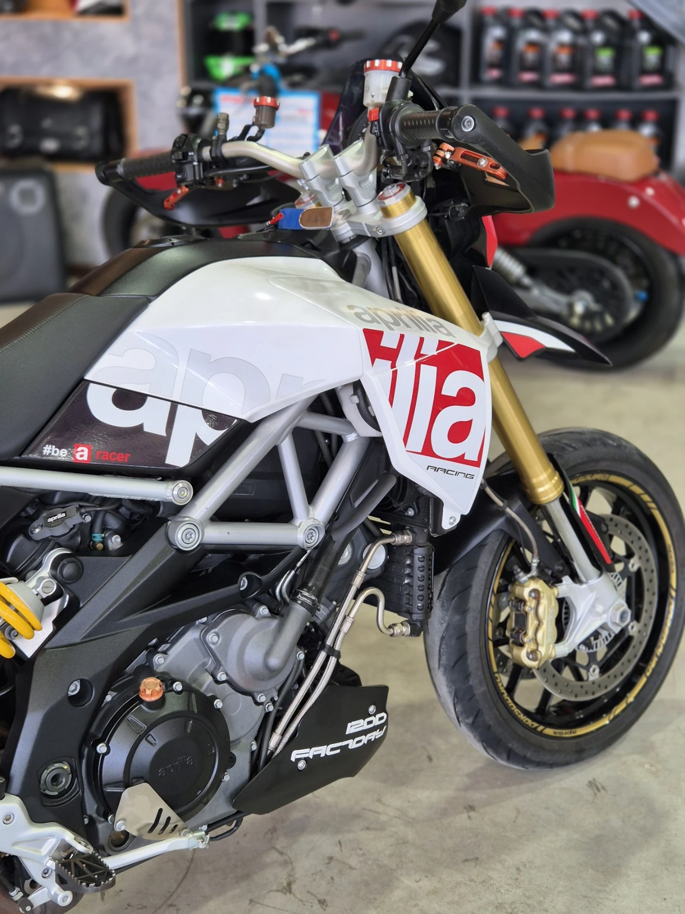 Aprilia Dorsoduro 1200 ABS! TC! Нов внос, снимка 11 - Мотоциклети и мототехника - 55445494