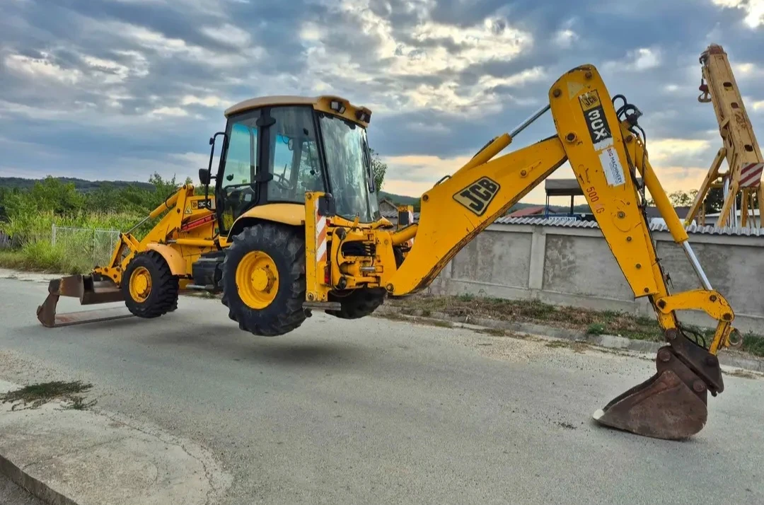 Багер JCB 3CX, снимка 5 - Индустриална техника - 55797358