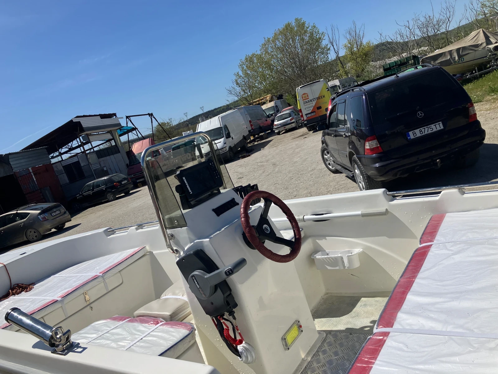 Лодка Safter Yacht 4.50, снимка 4 - Воден транспорт - 54390121