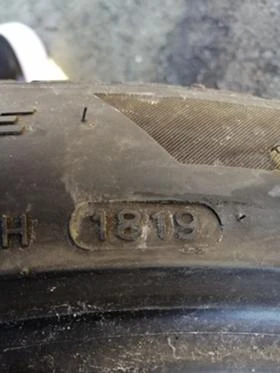 Гуми Зимни 245/45R19, снимка 6