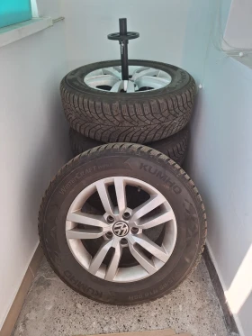 Гуми с джанти Kumho 215/65R16, снимка 1