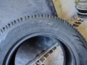 Гуми Зимни 235/65R17, снимка 5
