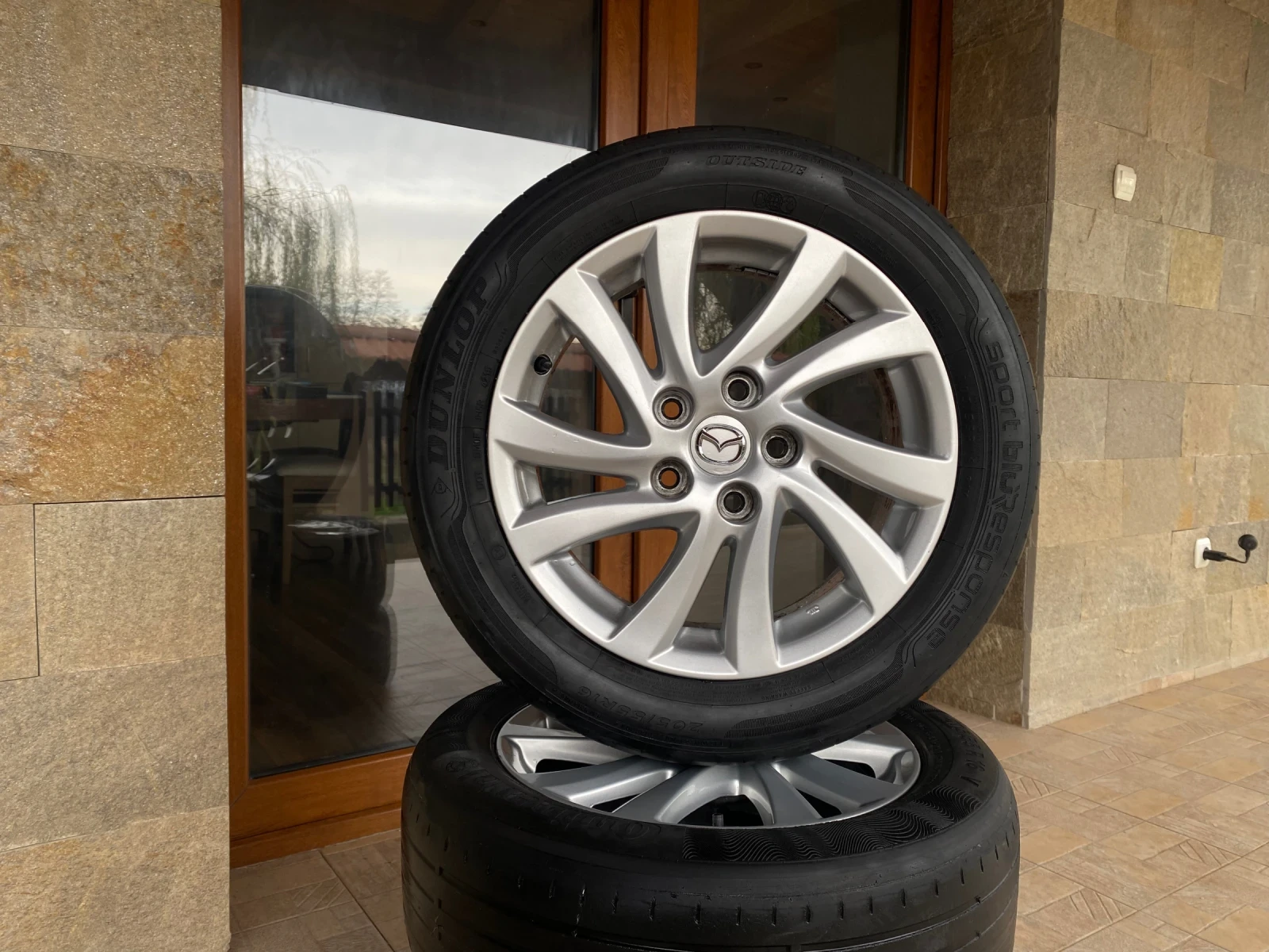 ���� � ������ 205/55R16 �� Mazda 5 | Mobile.bg � ����������� 2