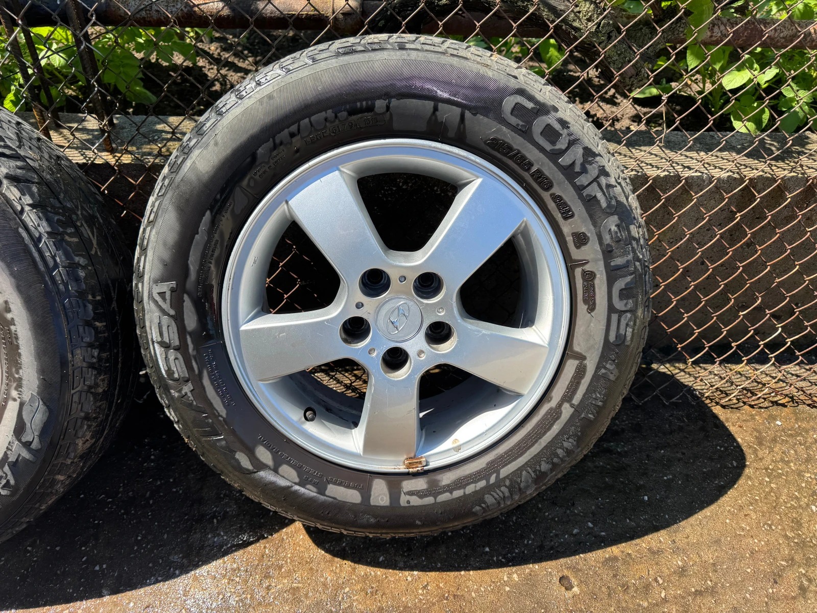 ���� � ������ 215/65R16 �� Hyundai IX35 | Mobile.bg � ����������� 5