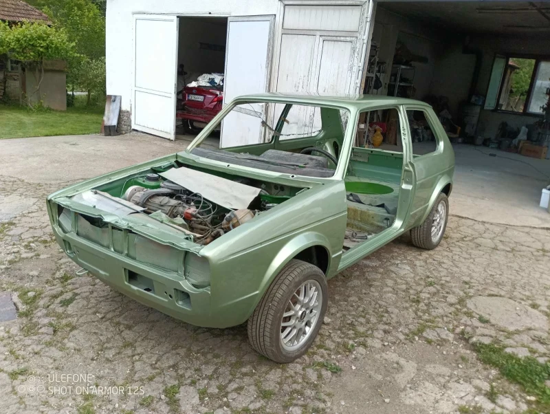 VW Golf, снимка 2 - Автомобили и джипове - 52467662