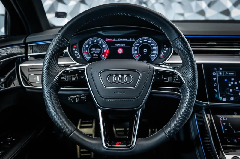 Audi S8 quattro* B&O* 360* 21* SoftCl* , снимка 11 - Автомобили и джипове - 52689327