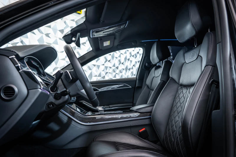 Audi S8 quattro* B&O* 360* 21* SoftCl* , снимка 13 - Автомобили и джипове - 52689327