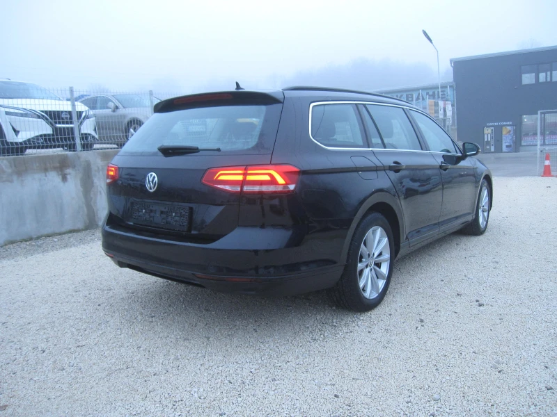 VW Passat Автомат, 1, 6-TDI, Navi, снимка 4 - Автомобили и джипове - 52815621