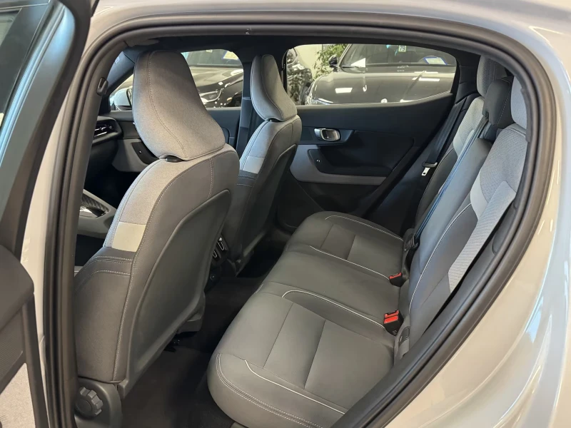 Polestar 2 231HP/LONG-RANGE/SOFT-CLOSE/360/843v, снимка 12 - Автомобили и джипове - 52845996