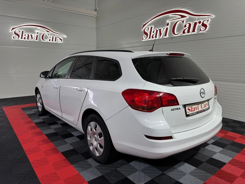 Opel Astra 1.7 CDTI SPORTS TOURER - COSMO, снимка 4 - Автомобили и джипове - 53248629