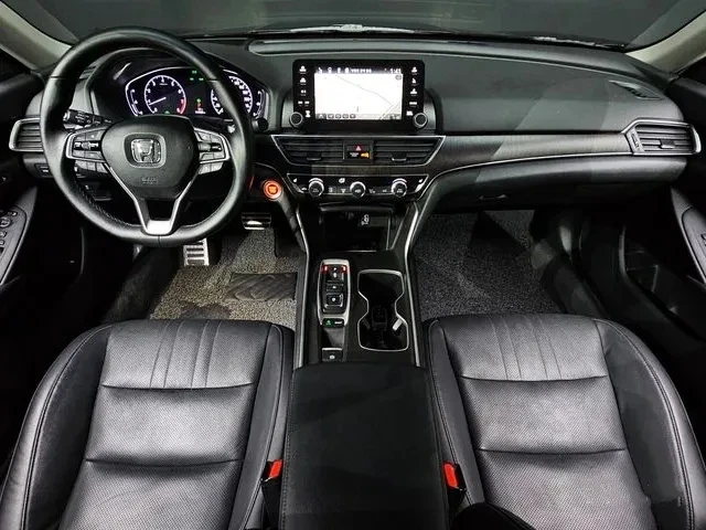 Honda Accord 2.0T 115 000км. - изображение 6