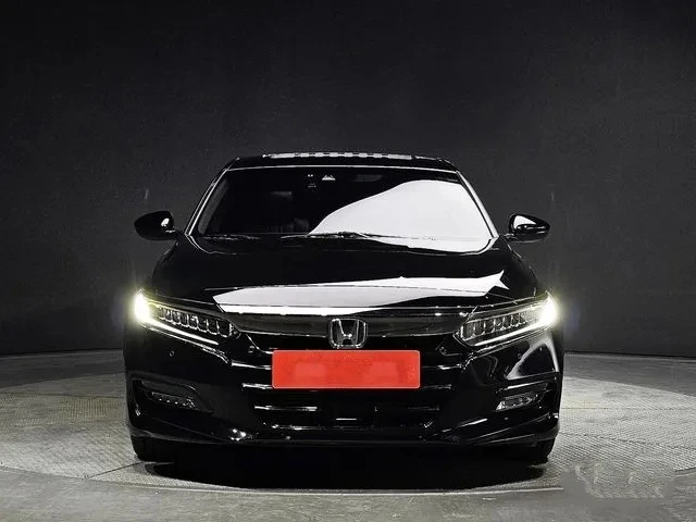 Honda Accord 2.0T 115 000км. - изображение 3