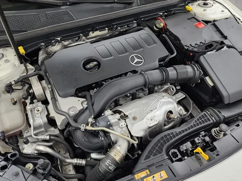 Mercedes-Benz A 250 4MATIC, снимка 6 - Автомобили и джипове - 55790302