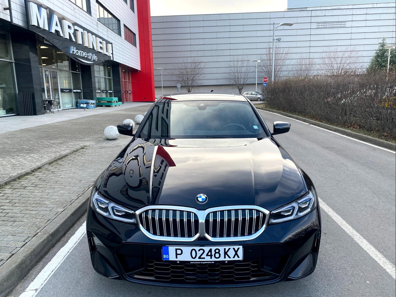 BMW 320 i, M пакет, панорамен покрив - изображение 3