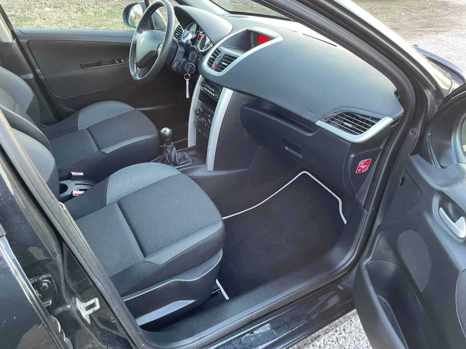 Peugeot 207 | Mobile.bg   11