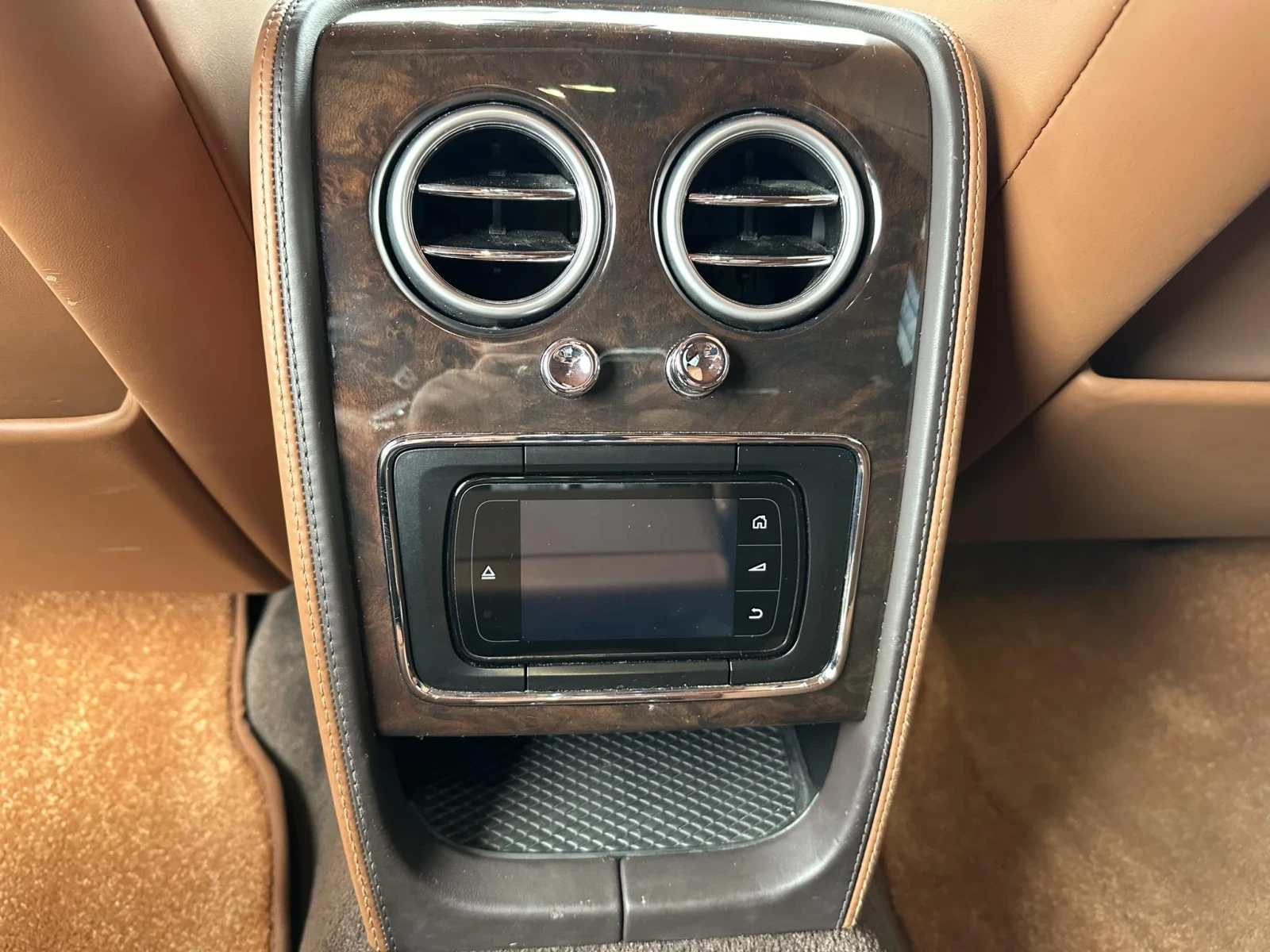 Bentley Flying Spur 4.0 / V8 | Mobile.bg   14