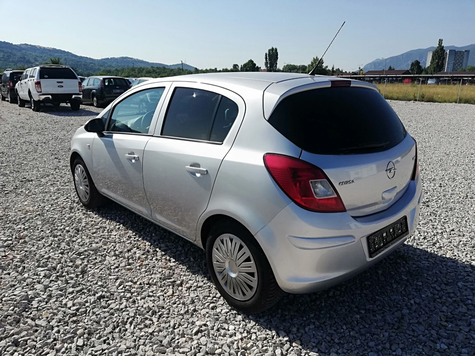 Opel Corsa 1.3cdti kli italia - изображение 4