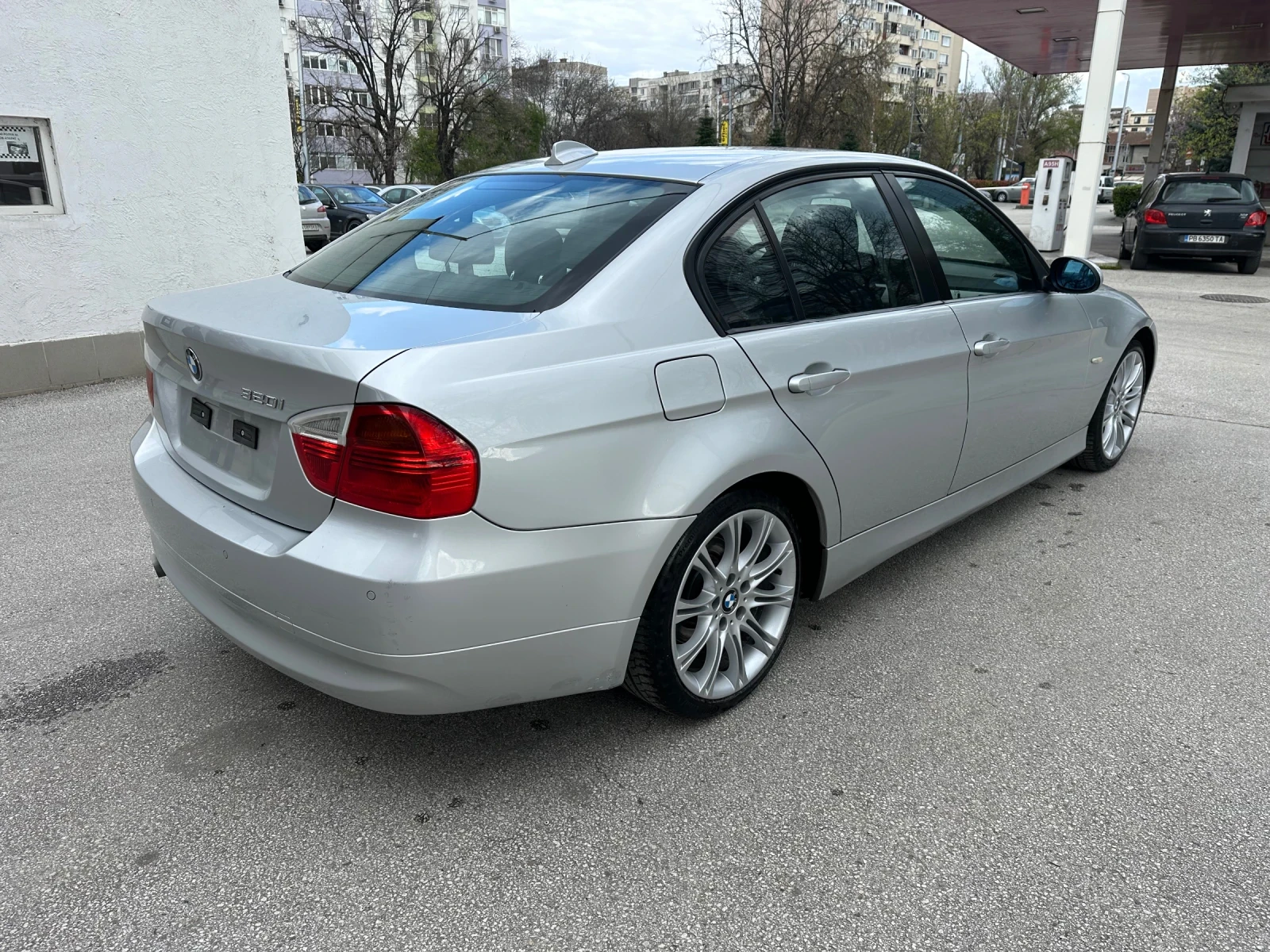 BMW 320 150к.с. - изображение 4
