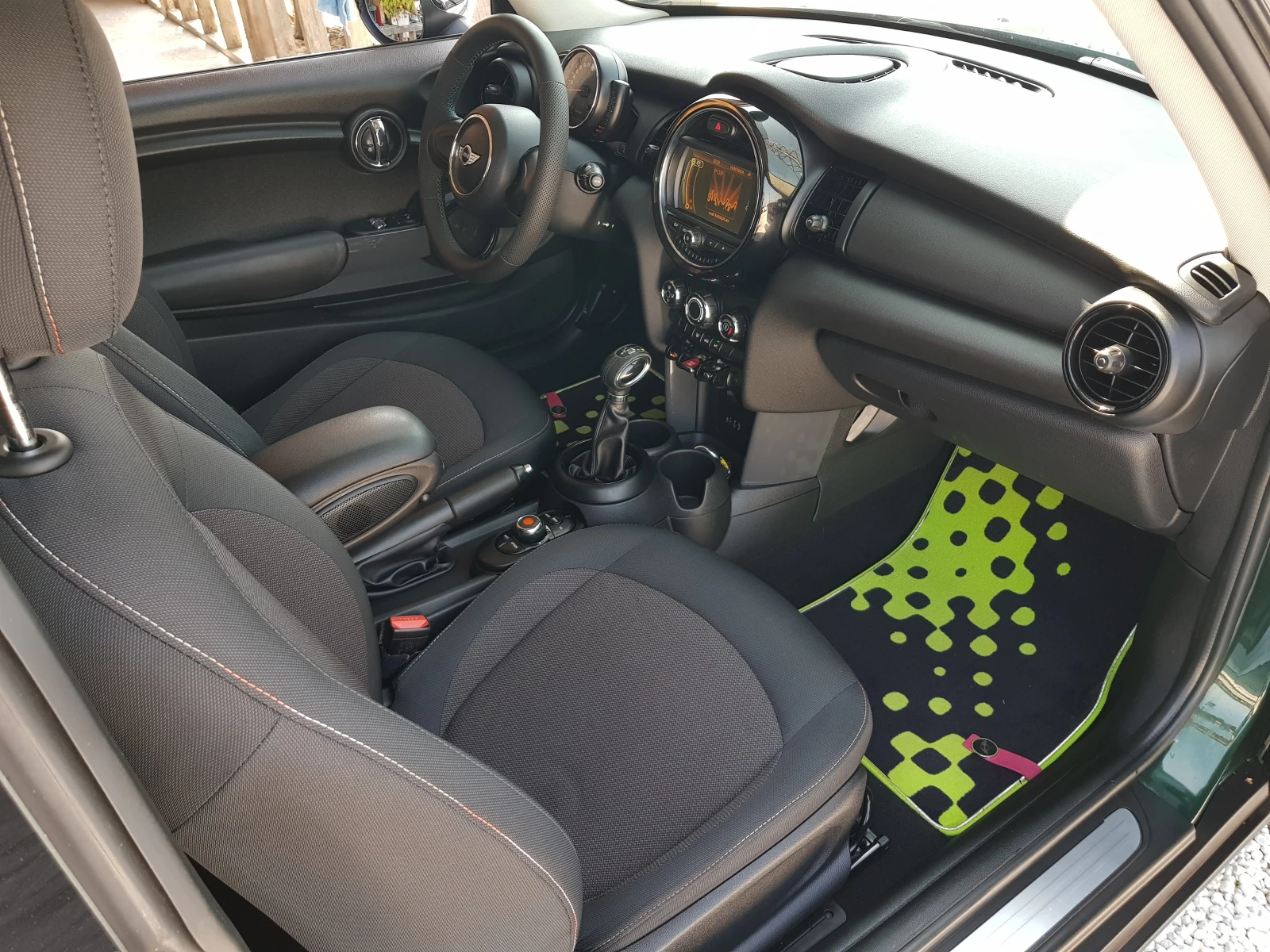Mini One Бензин Автоматик ЛИЗИНГ | Mobile.bg — изображение 11