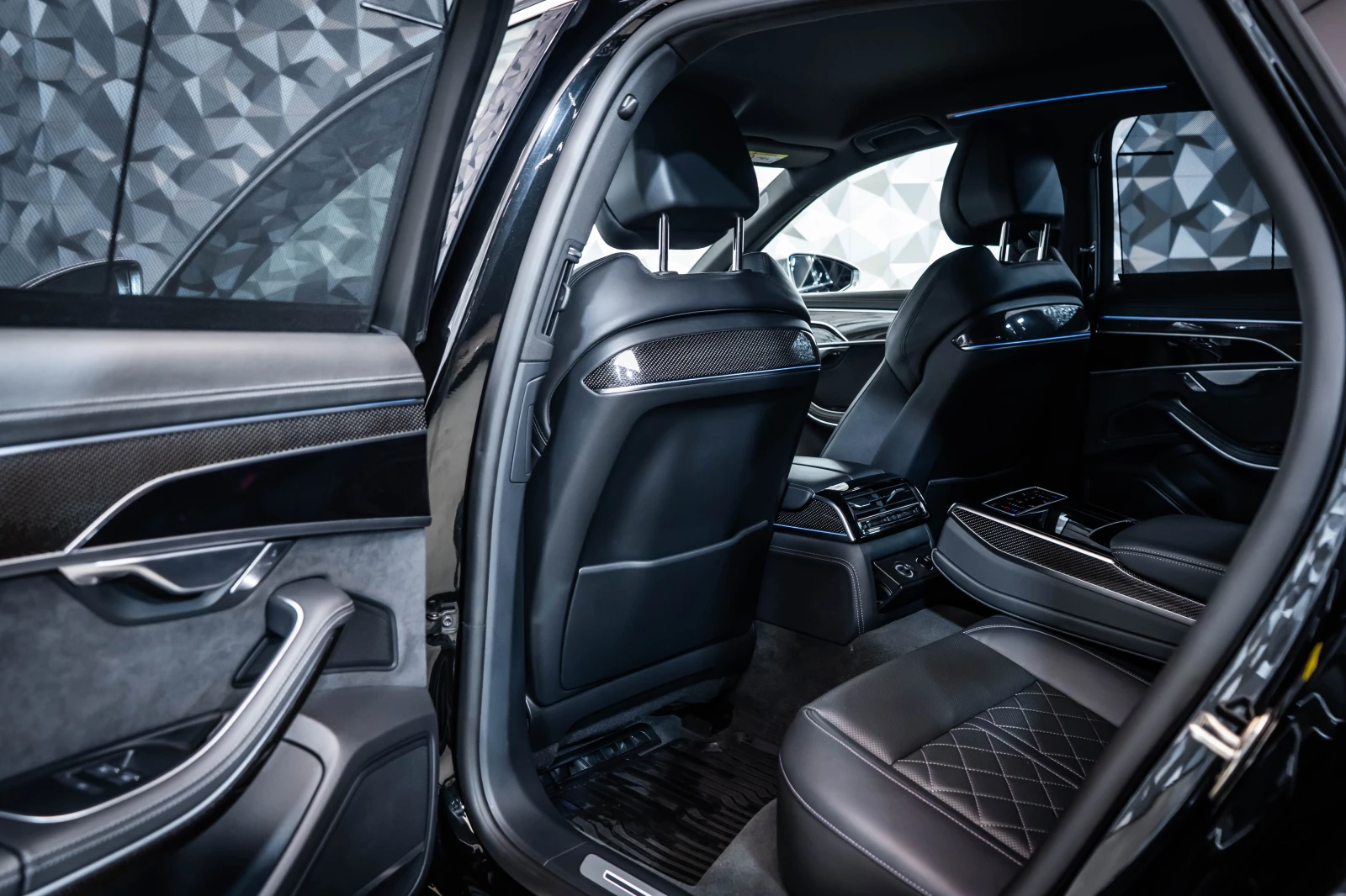 Audi S8 quattro* B&O* 360* 21* SoftCl*  | Mobile.bg   14