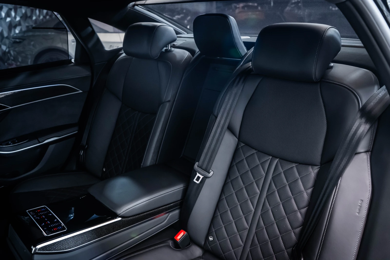 Audi S8 quattro* B&O* 360* 21* SoftCl*  | Mobile.bg   16