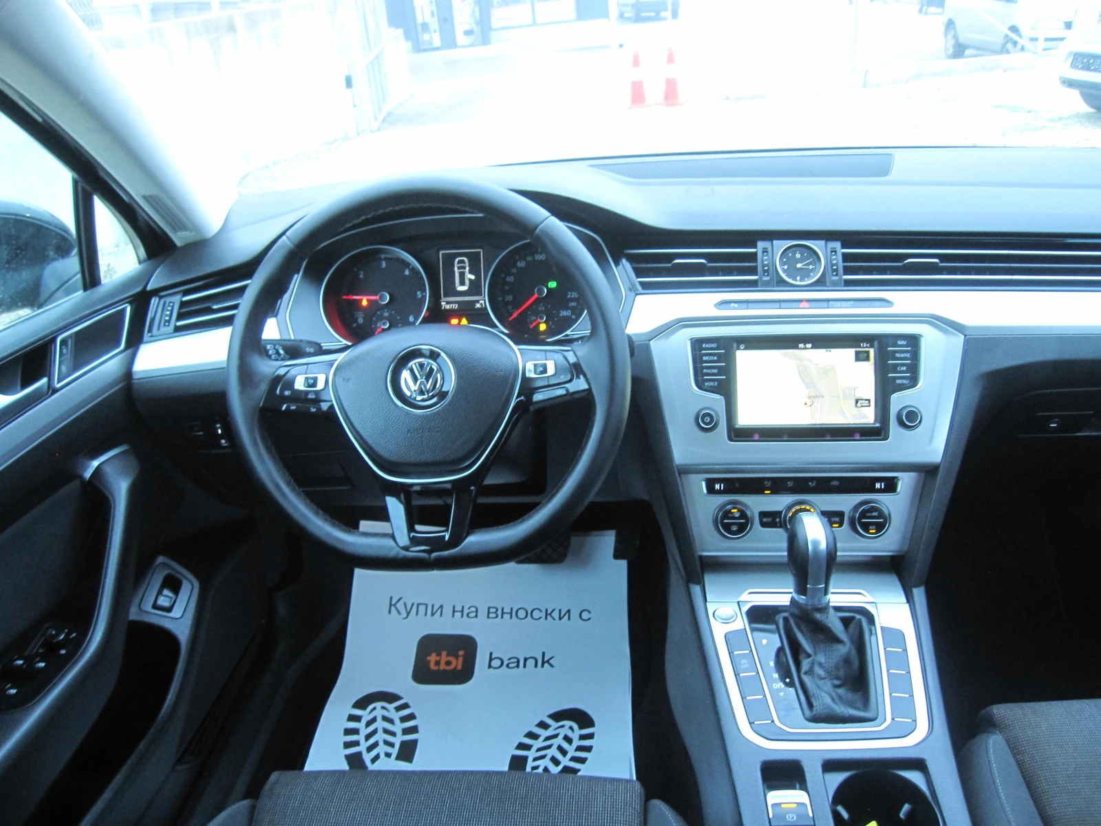 VW Passat Автомат, 1, 6-TDI, Navi - изображение 7