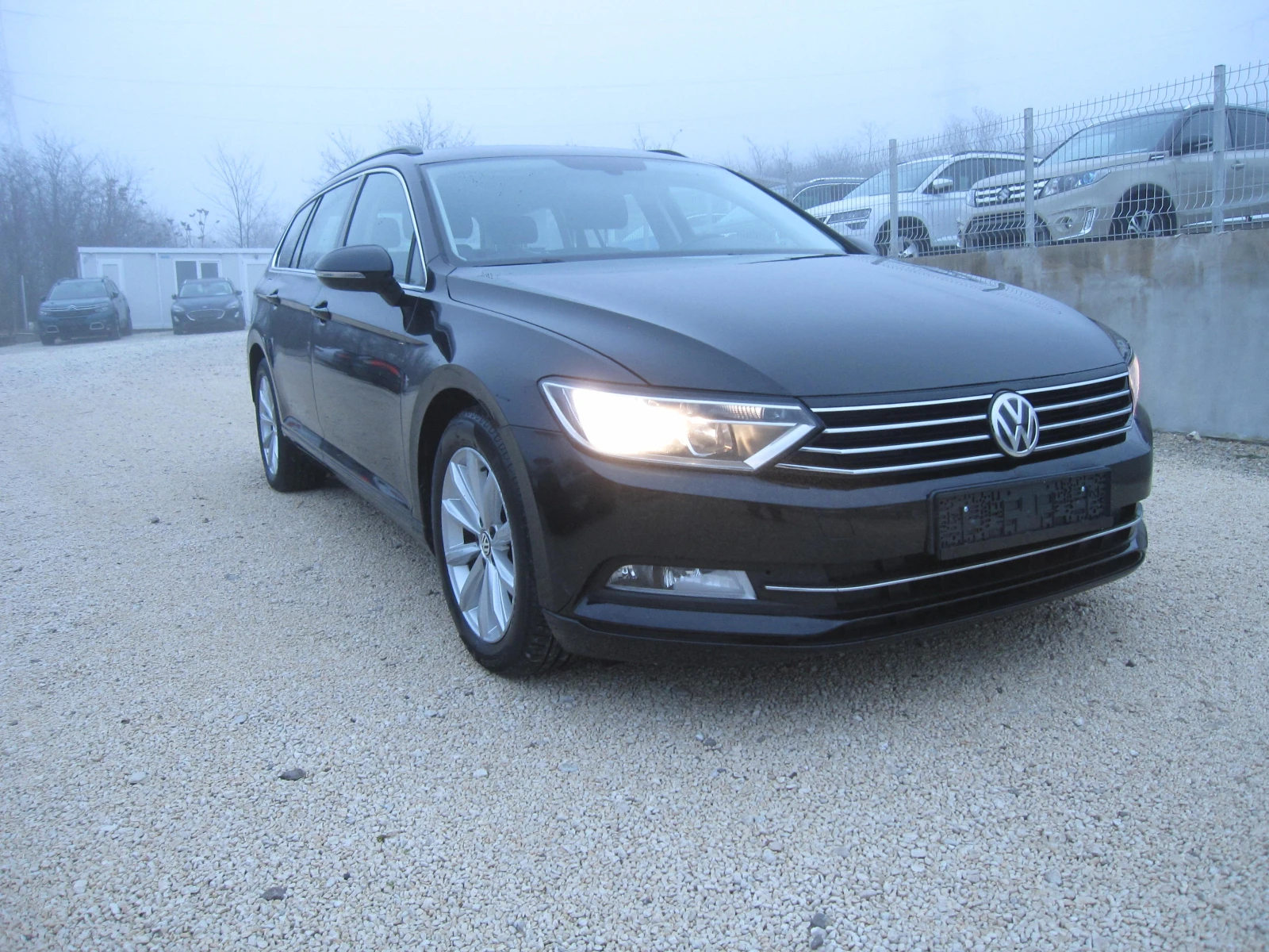 VW Passat Автомат, 1, 6-TDI, Navi - изображение 2