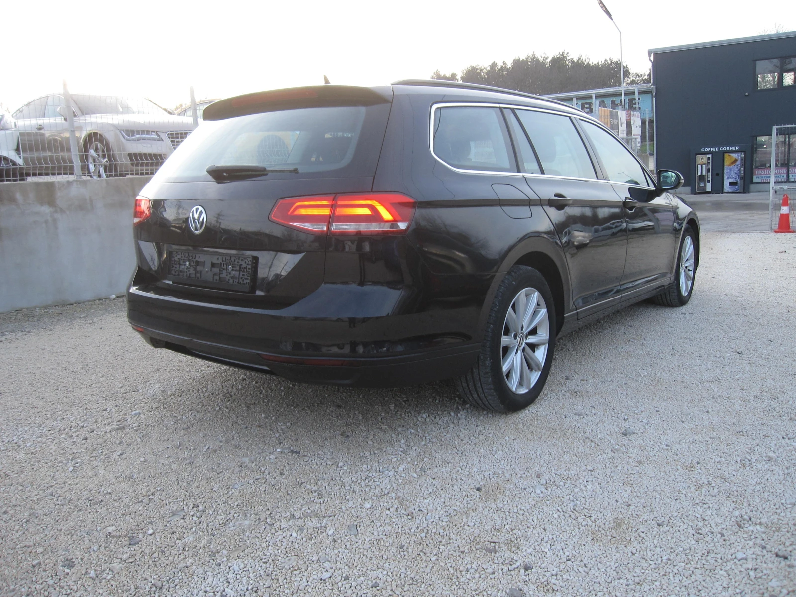 VW Passat �������, 1, 6-TDI, Navi | Mobile.bg � ����������� 4