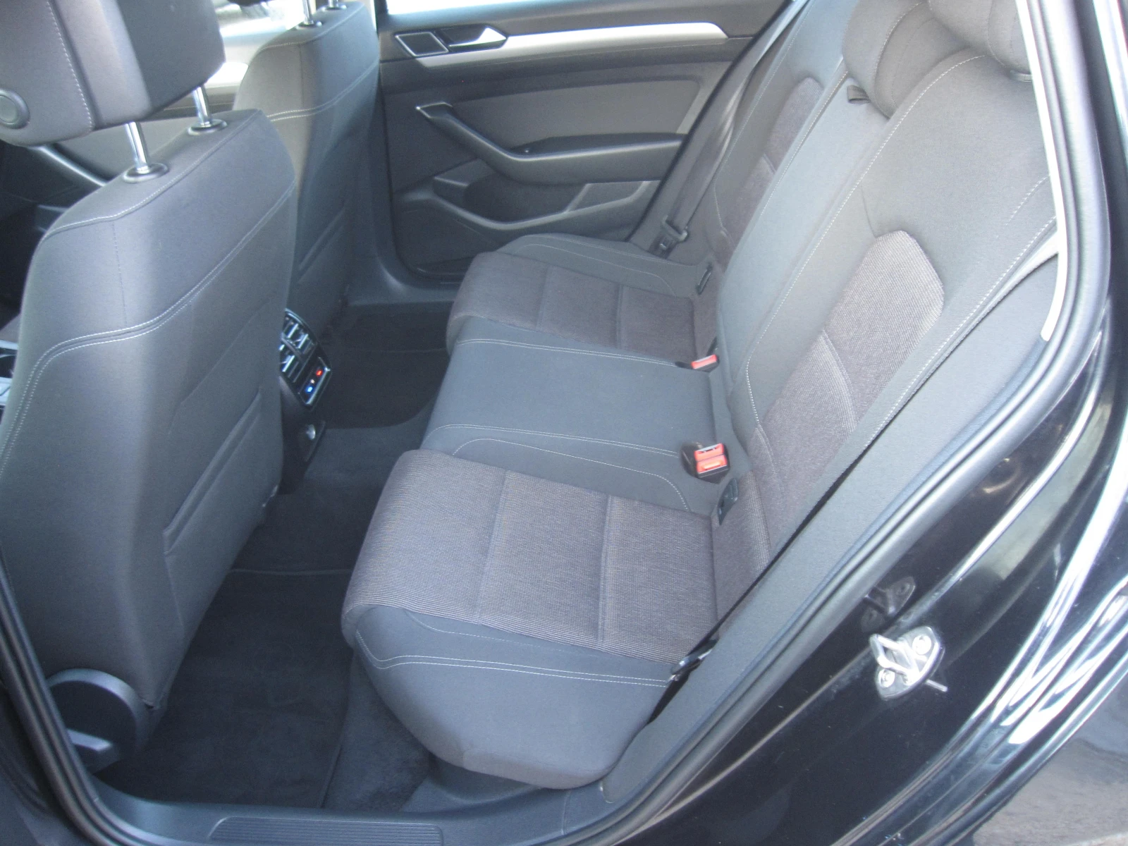 VW Passat �������, 1, 6-TDI, Navi | Mobile.bg � ����������� 11