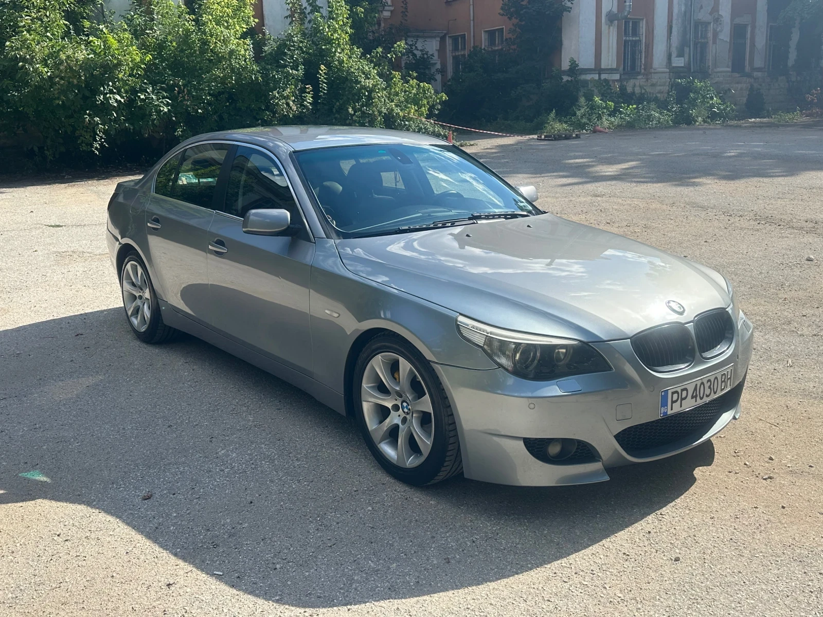 BMW 530, снимка 6 - Автомобили и джипове - 53826542