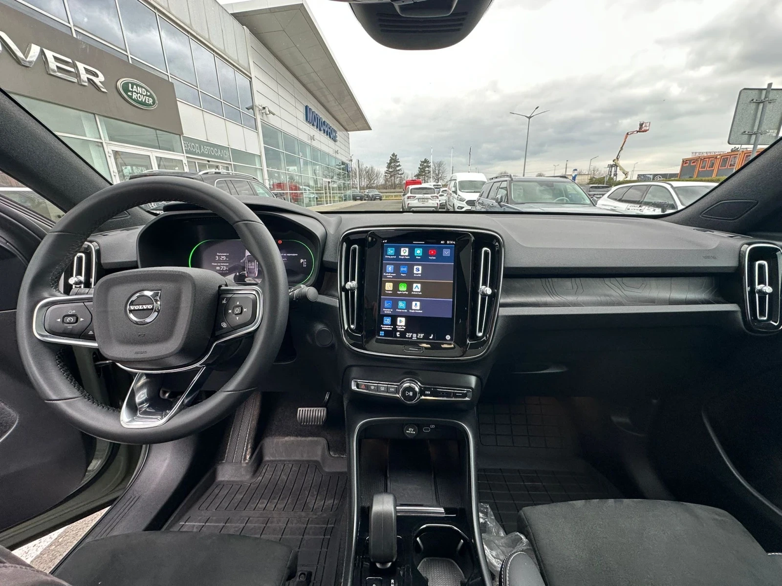 Volvo C40 Електрически SUV, снимка 7 - Автомобили и джипове - 53907261