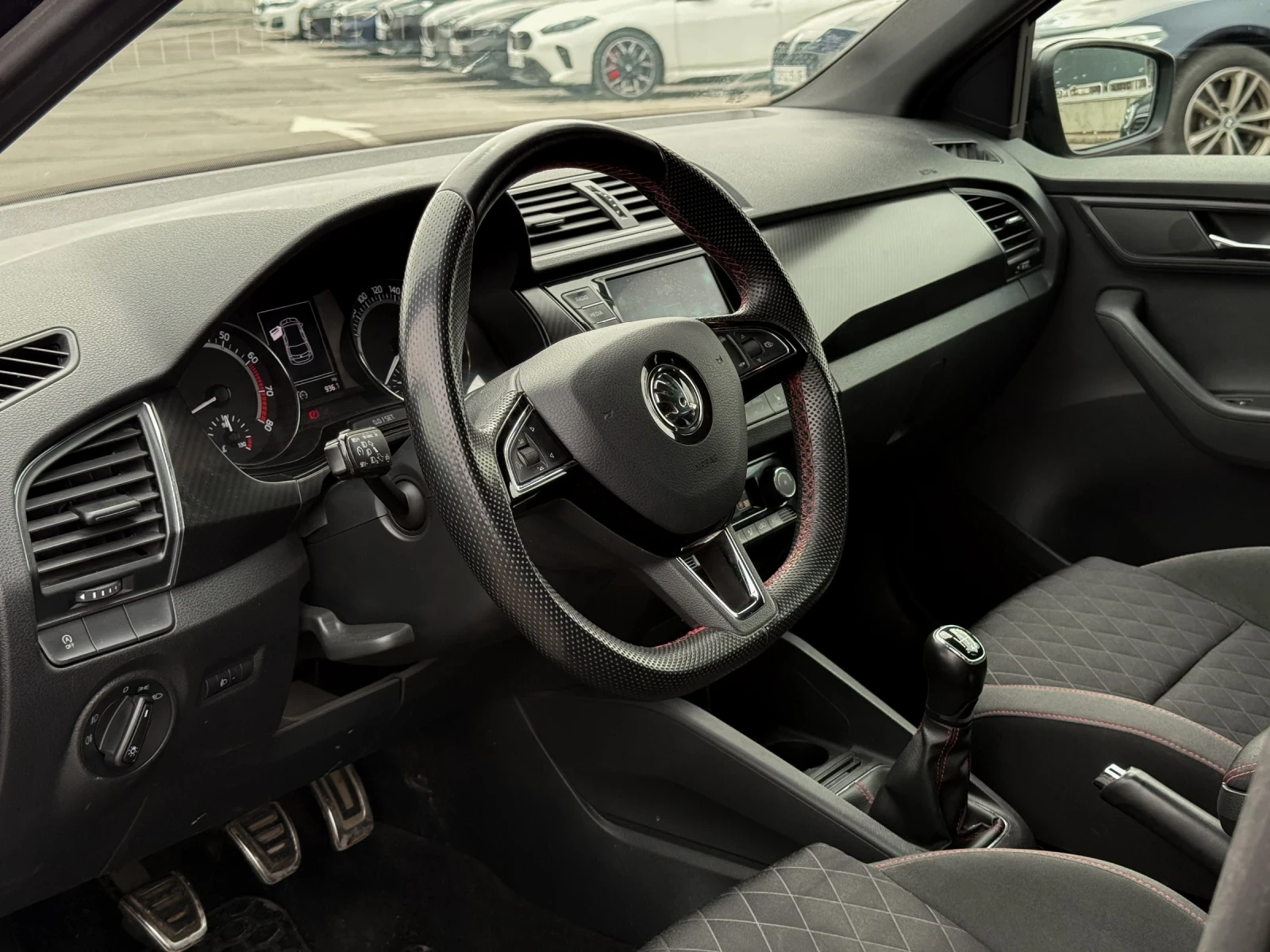 Skoda Fabia 1.0MPI * Monte Carlo * Facelift * , снимка 9 - Автомобили и джипове - 54096197