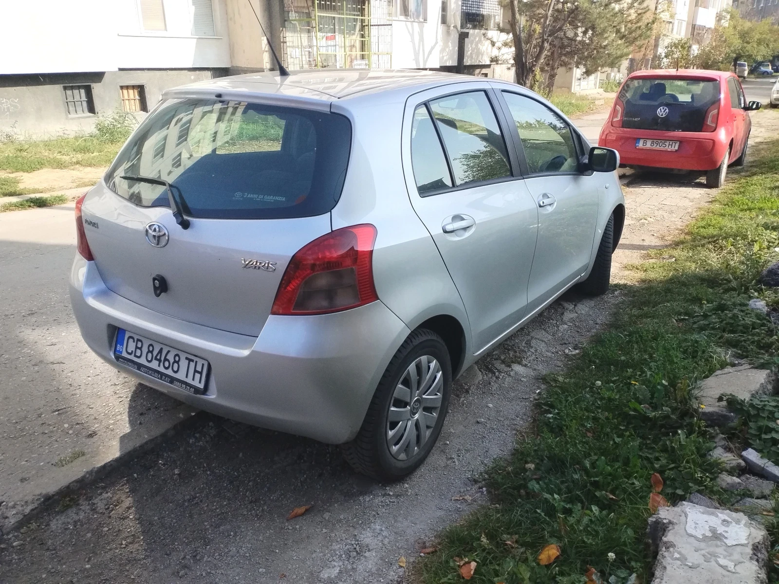 Toyota Yaris, снимка 7 - Автомобили и джипове - 54853360
